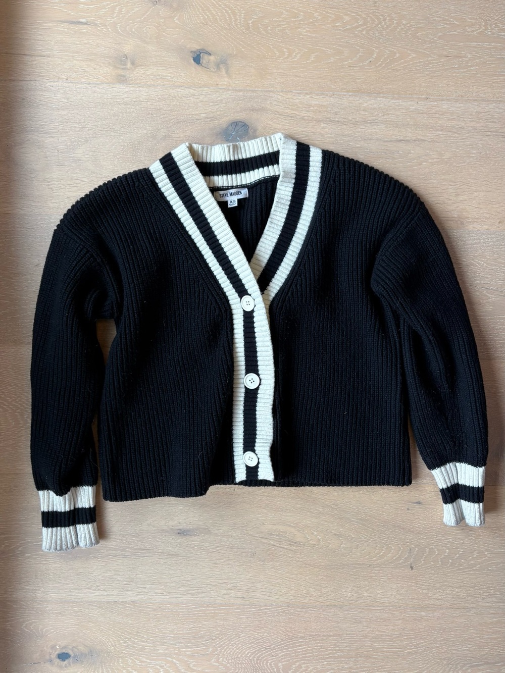 Steve Madden Black & Cream Ribbed Button-Front Varsity V-Neck Cardigan